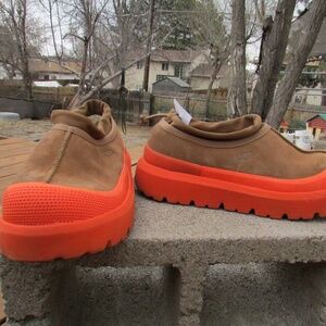 UGG | Shoes | Size 1 Uggs Mens Tucker Shoes With Two  display picture 2